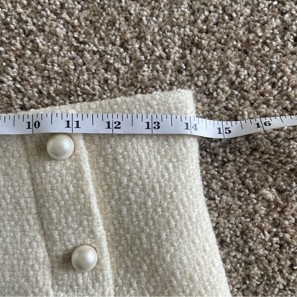 Sandro Dayna Tweed Wool Mini Skirt Women’s Size 2 Ivory White Pearl Button Lined - Picture 12 of 16